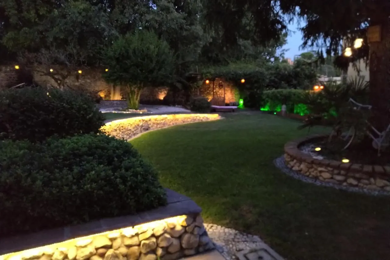 B&B Corte Colli Antichi Sona Bed & Breakfast
