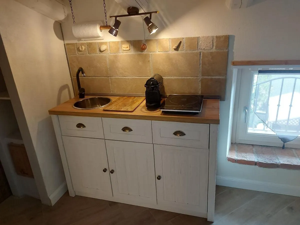 B&B Corte Colli Antichi Sona Bed & Breakfast